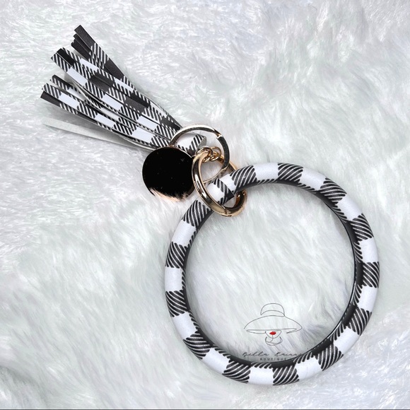 🌟 3/$20 🌟 Assorted Bangle Keychains - Picture 5 of 7